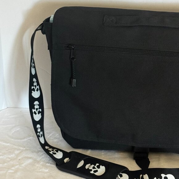 YakPak Shoulder Crossbody Flap Messenger Bag 16' Skulls Strap Black Canvas Zippe - Picture 11 of 15
